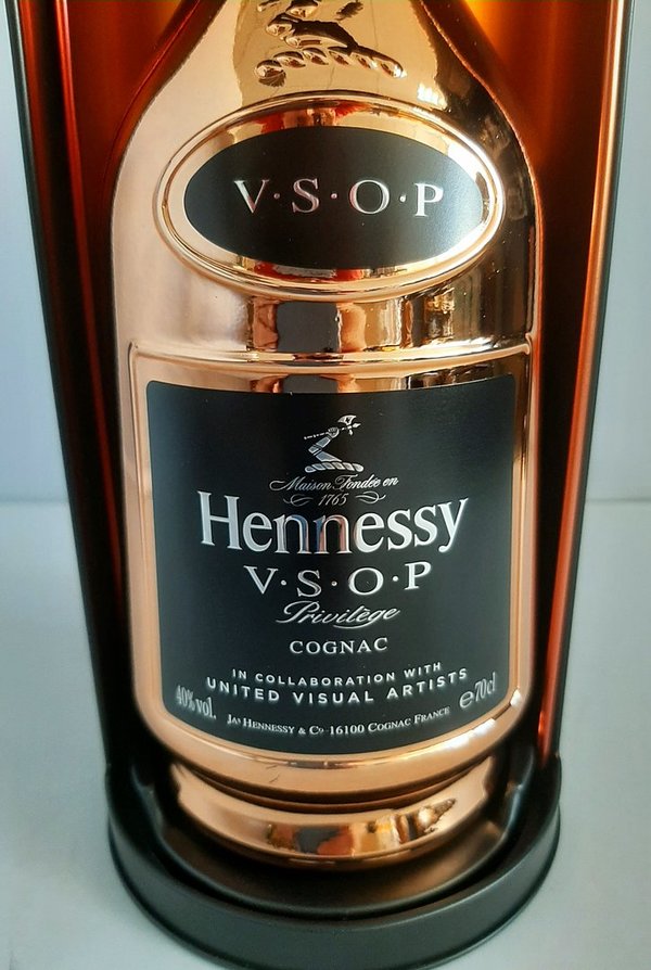Hennessy United Visual Artists  VSOP Cognac Limited Edition