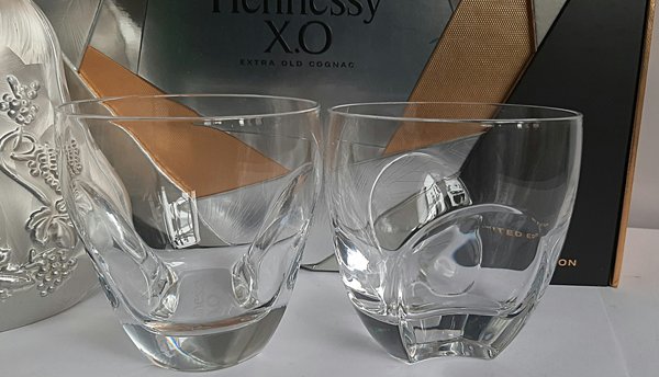 Hennessy XO  ans ICE Limited Edition  700ml + 2 Gläser GB
