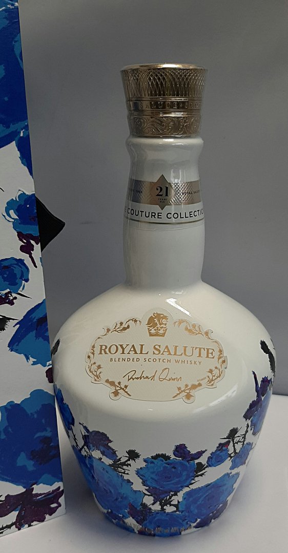 CHIVAS ROYAL SALUTE The COUTURE COLLECTION